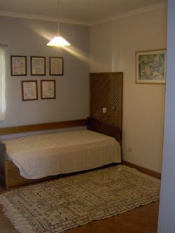 single room Olh&atilde;o